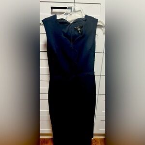 Maggie London scallop navy blue dress NWT (D3)
